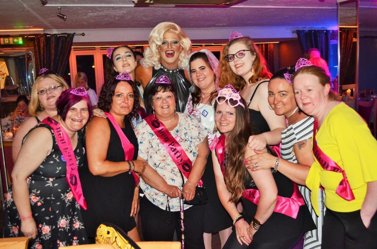 Hotel Hunters Meet Hatfield Heath Esterno foto