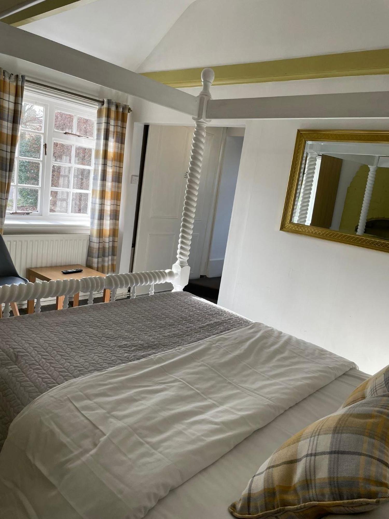 Hotel Hunters Meet Hatfield Heath Esterno foto