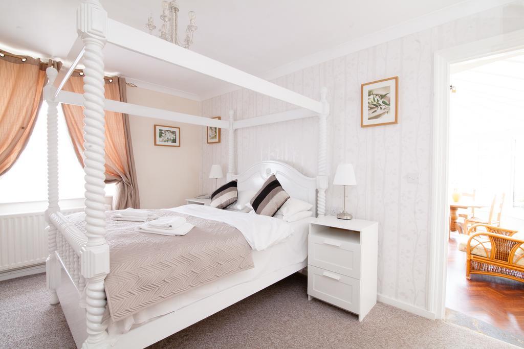 Hotel Hunters Meet Hatfield Heath Esterno foto