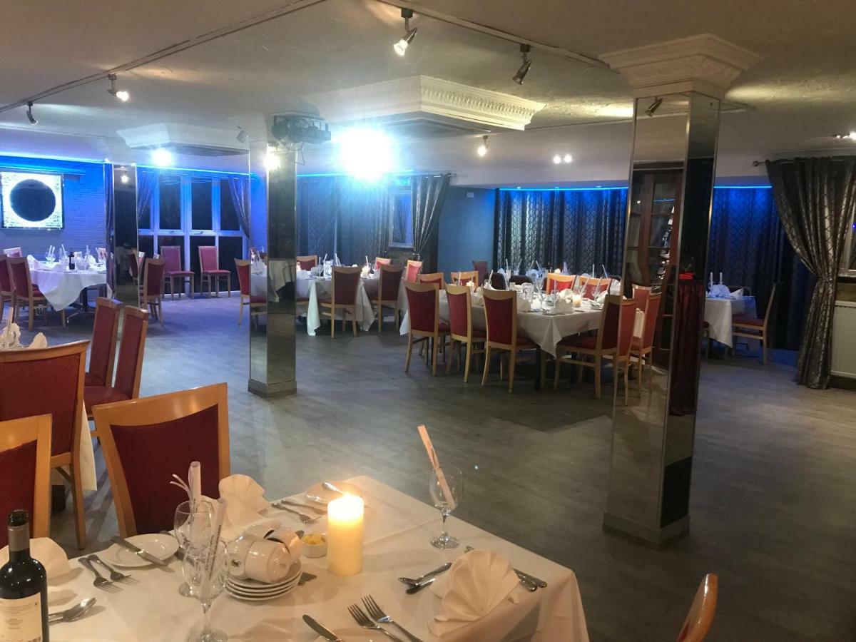 Hotel Hunters Meet Hatfield Heath Esterno foto